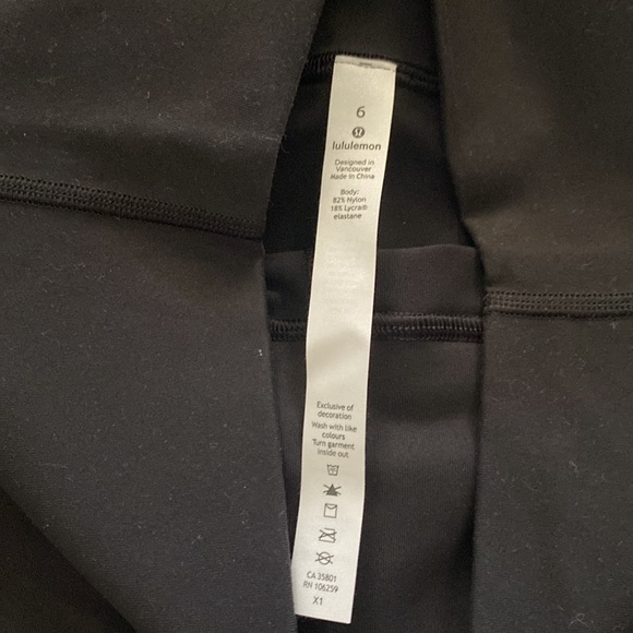 Brand new lululemon 20Y special edition wunder unders - Picture 4 of 5